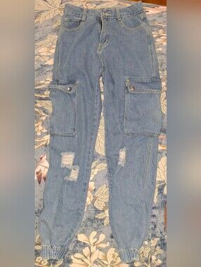 SHEIN Cargo Jogger Jeans Women's XS Distressed Light Wash Denim High Rise